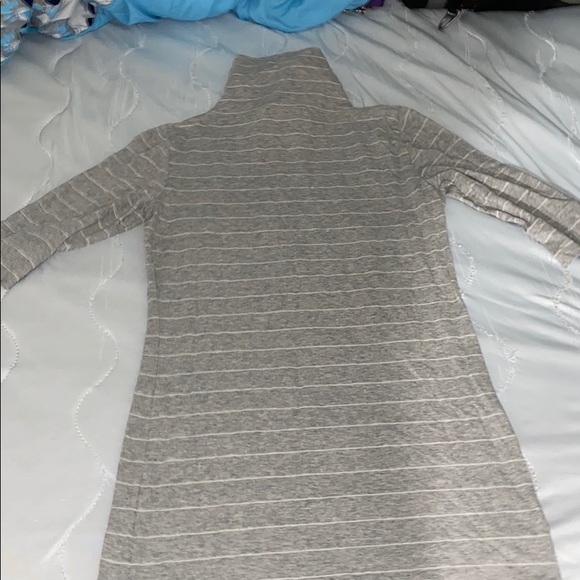 Grey turtleneck - Picture 2 of 3